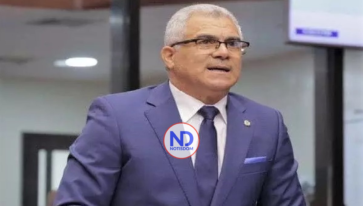 Senador de Ocoa renuncia a la Fuerza del Pueblo y va al PRM