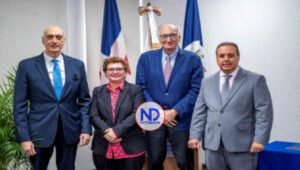 Firman acuerdo de cooperación O&MED y Escuela Médica Navarra