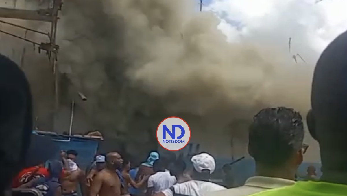 Confirman tres muertos por incendio en la cárcel La Victoria