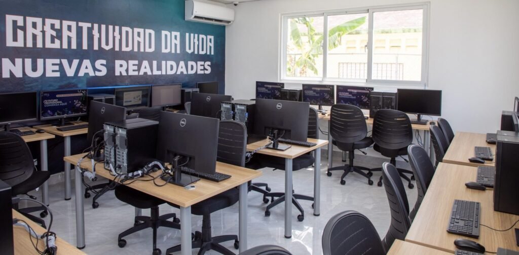 LAPTOS 1 Presidente Abinader inaugura una extensión del ITLA en Monte Plata