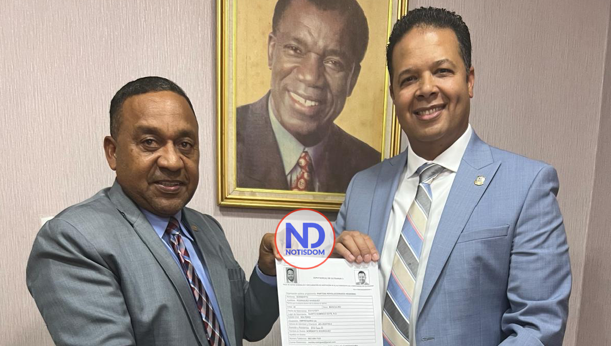 Norberto Rodríguez inscribió su candidatura para diputado del exterior C1