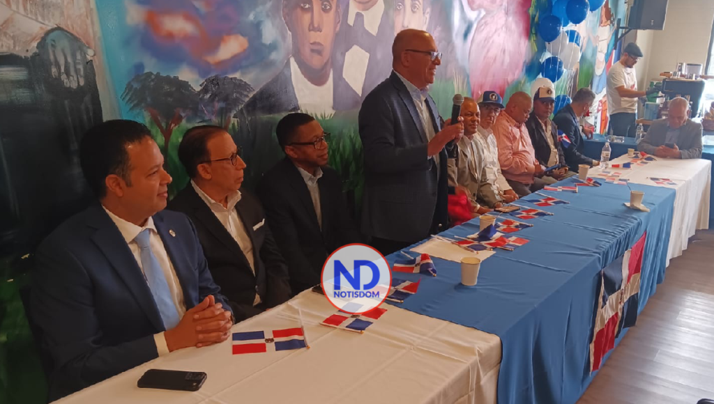 NOTISDOM FOTOS PF 2024 03 22T164653.977 Eligio Jáquez juramenta Comando de Campaña PRM en la ciudad de Raleigh