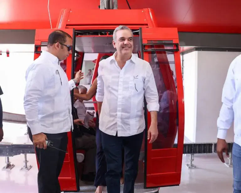 TELEFERICO SANTIAGO 1 Abinader inaugura tramo I del Teleférico de Santiago