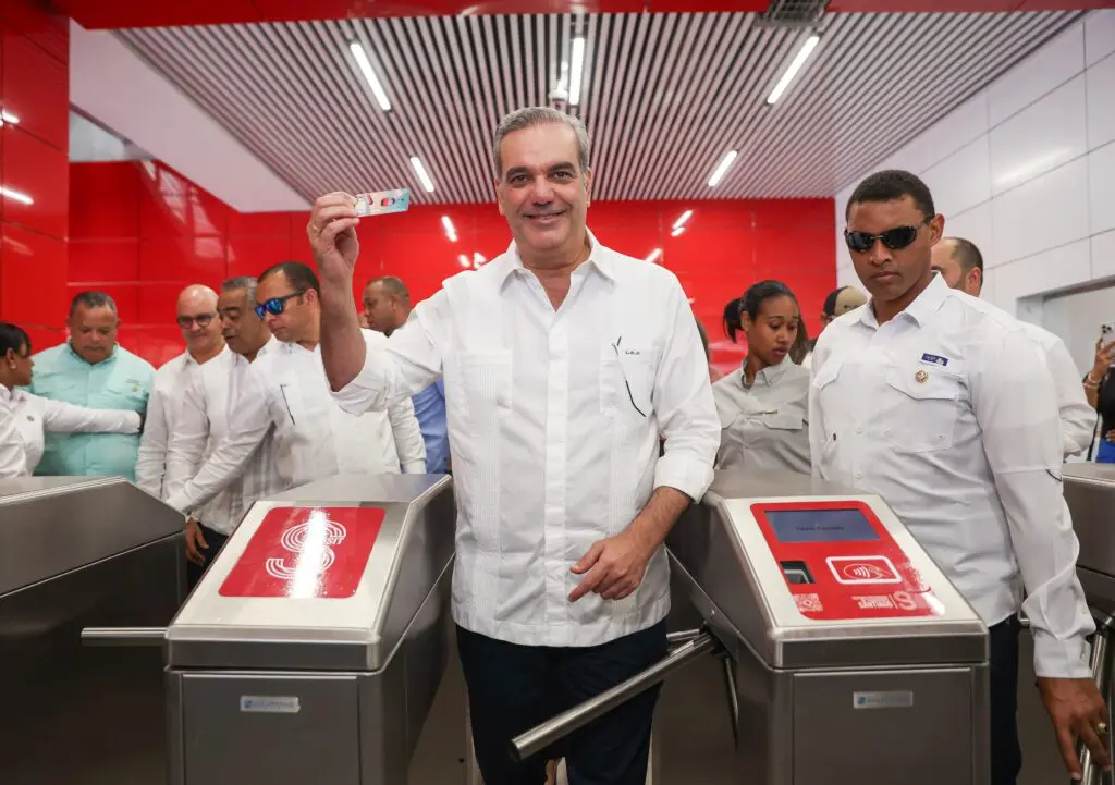 TELEFERICO SANTIAGO 2 Abinader inaugura tramo I del Teleférico de Santiago