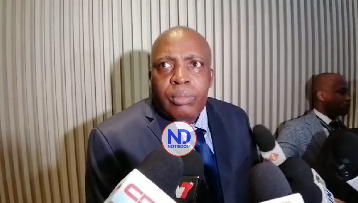 William Charpentier.