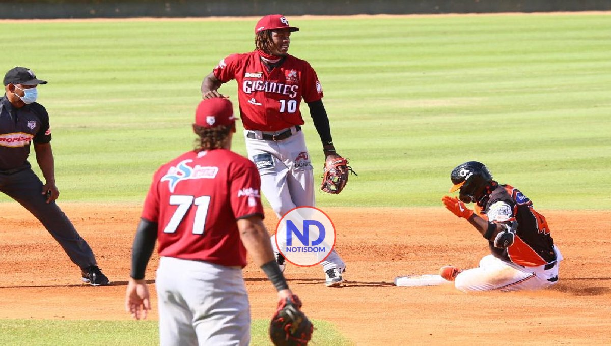 Víctor Ramos y Daniel Robertson se unen a cuerpo técnico de Toros
