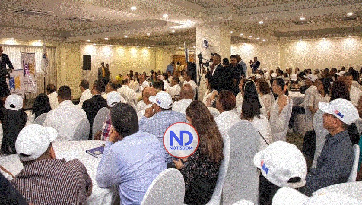 Más de 200 líderes religiosos respaldan reelección de Abinader 2 Más de 200 líderes religiosos respaldan reelección de Abinader