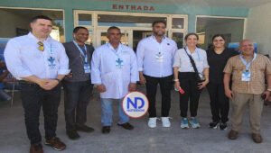 Médicos dominicanos residentes EU laboran gratis en Montecristi