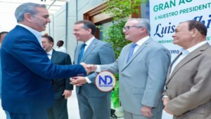 Abinader recibe apoyo del movimiento CODA para las elecciones presidenciales