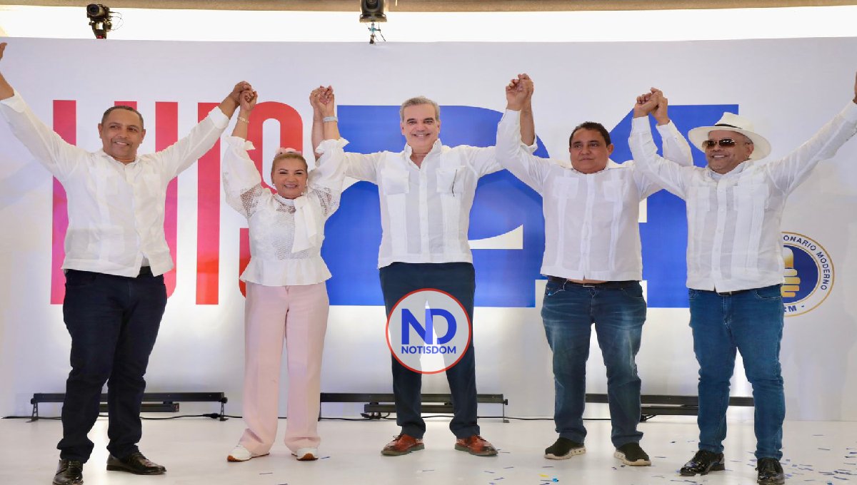 Abinader llama convertir en votos «simpatía reflejan encuestas»