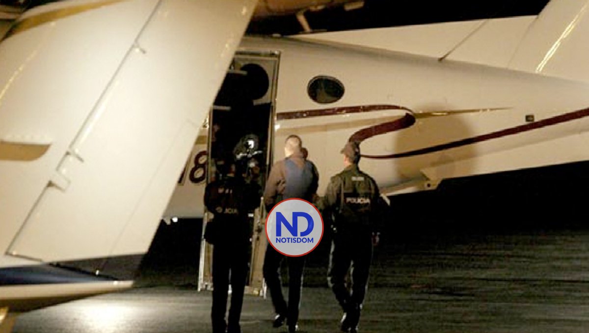 RD entrega a EE.UU. 3 personas acusadas asesinato en Puerto Rico