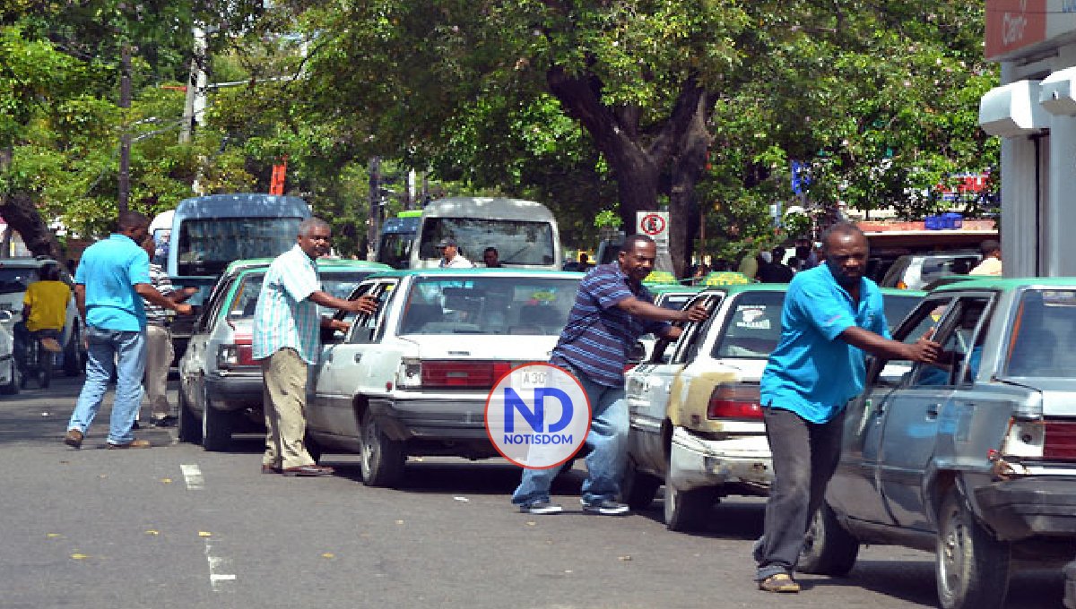 Choferes de ruta avenida Independencia aumentan 20 pesos al pasaje