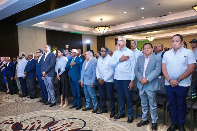 CODA Abinader recibe apoyo del movimiento CODA para las elecciones presidenciales