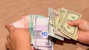 El dólar sube tres centavos y este viernes era vendido RD$60.21