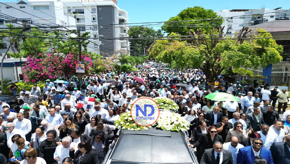 Con gran manifestación, el pueblo rinde tributo a Franklin Almeyda