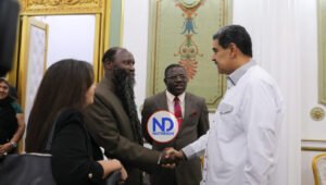 Maduro recibe en Caracas al líder religioso David Edward
