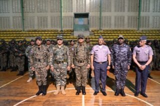 POLICIAS Y GUARDIAS Comandante del Ejército encabeza Operativo seguridad ciudadana en el gran Santo Domingo
