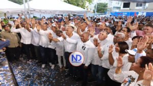 PRM juramenta su comando de campaña en el municipio SDE