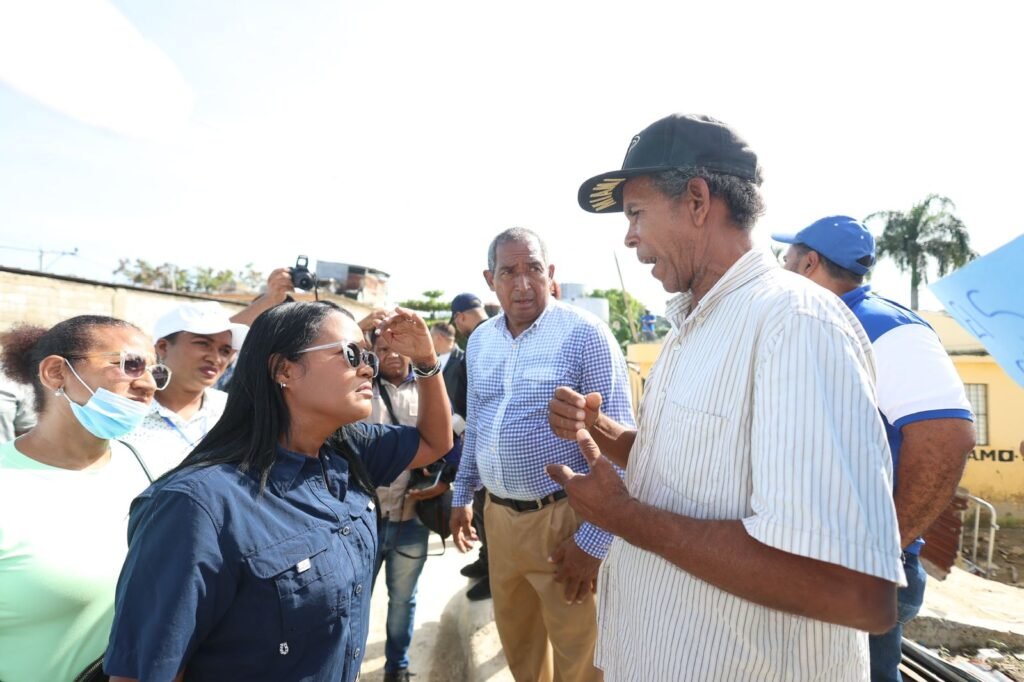 Scarlet Benzan Scarlet Benzan pronostica victoria de Abinader con 70% de votos en elecciones de mayo
