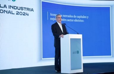 abinader 963 1 Abinader asegura Gobierno atrae a RD inversiones privadas históricas
