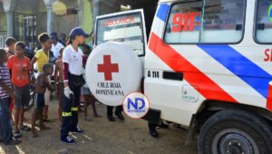 Diez afectados al colisionar dos autobuses en la Charles de Gaulle