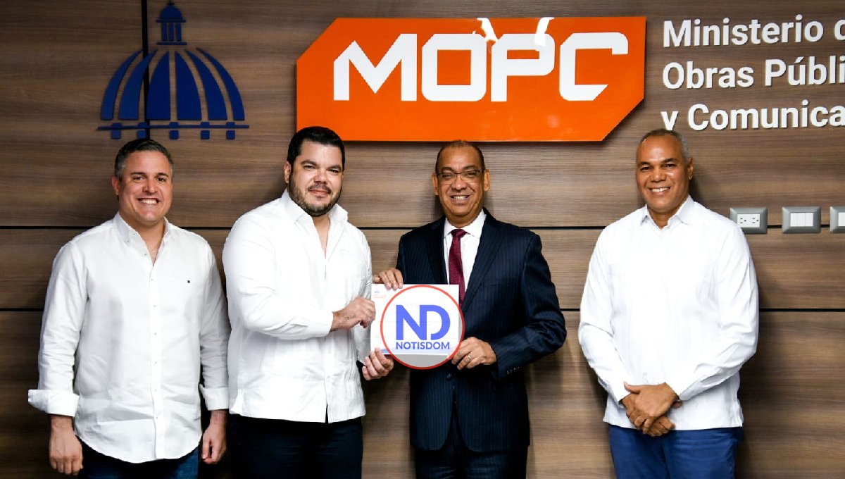 Gobierno entrega 14 millones de dólares para muelle de Manzanillo