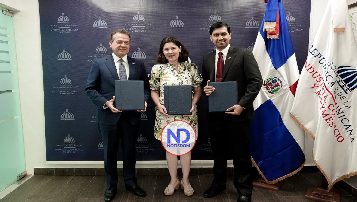 MICM y Universidad de Purdue acuerdan impulsar la industria de semiconductores en RD