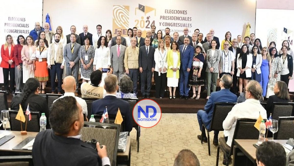 JCE se reúne con observadores internacionales; hay 21 misiones 2 JCE se reúne con observadores internacionales; hay 21 misiones