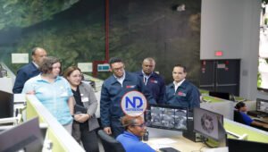 Funcionarios de EEUU conocen nueva tecnología del 911