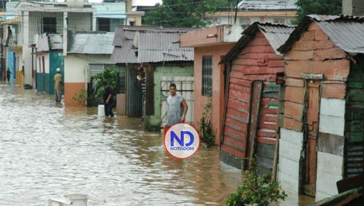 Sigue lloviendo en gran parte de RD; hay varias zonas inundadas