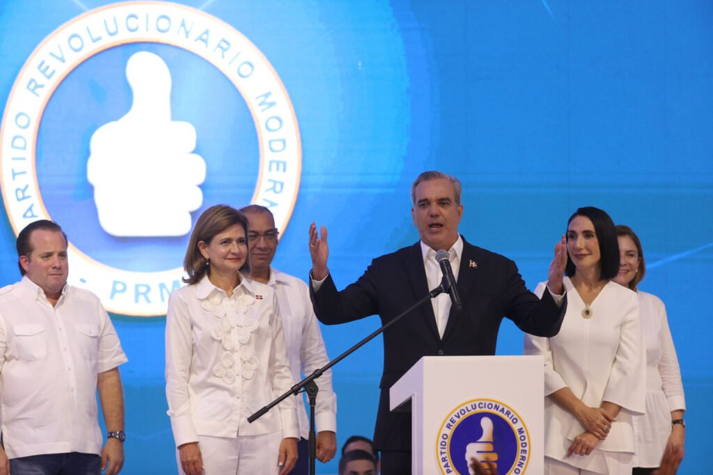 LUIS ABINADER 145 Luis Abinader asegura segundo mandato consecutivo