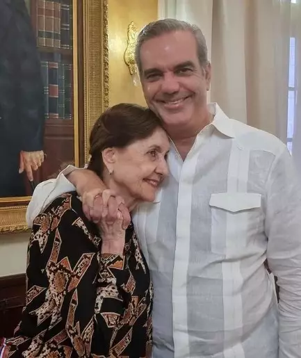 Luis Abinader felicita a las madres dominicanas en su día 3 Luis Abinader 150 Luis Abinader felicita a las madres dominicanas en su día