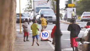 Preocupación en Haití por niños deportados solos desde RD