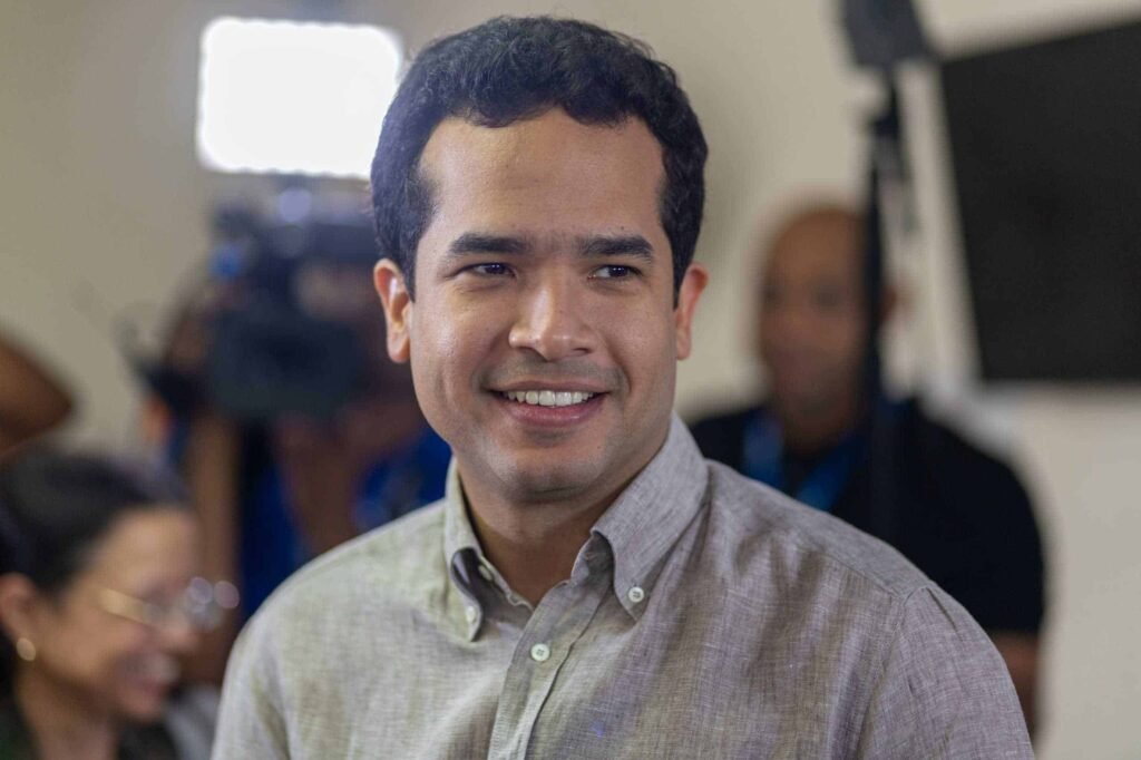 Omar Fernandez 2 Estos son los nuevos rostros en el Senado de la República