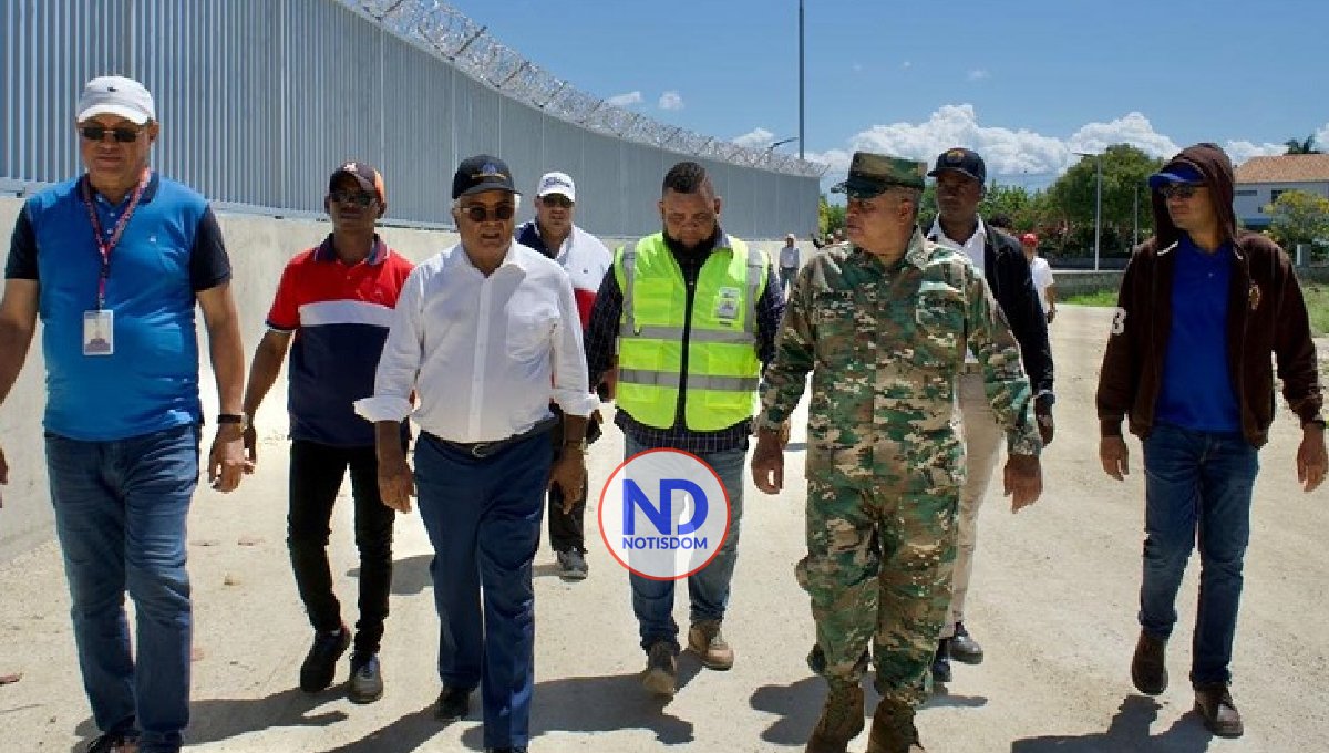 El Gobierno ampliará el muelle de Manzanillo y construirá un museo 2 El Gobierno ampliará el muelle de Manzanillo y construirá un museo