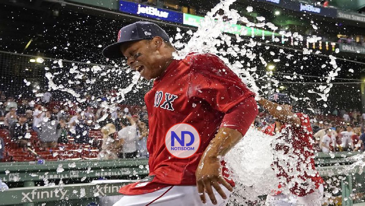 Rafael Devers pega H4 por quinto día seguido e igual marca Boston