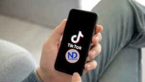 Políticos hacen uso de TikTok para atraer el favor de electores jóvenes
