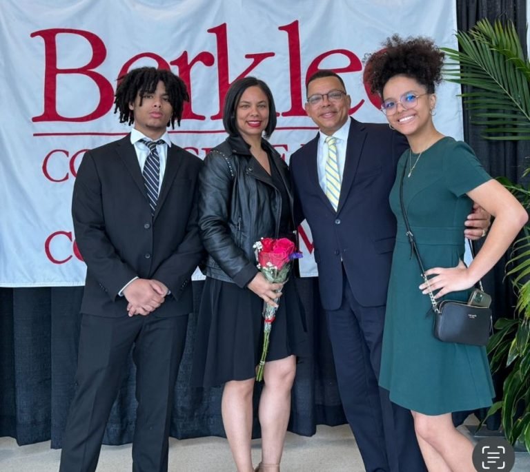 Tessoro Estrella 2 Talentosa cantante dominicana se gradúa de Berklee College of Music