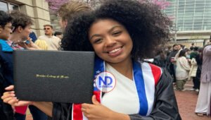 Talentosa cantante dominicana se gradúa de Berklee College of Music