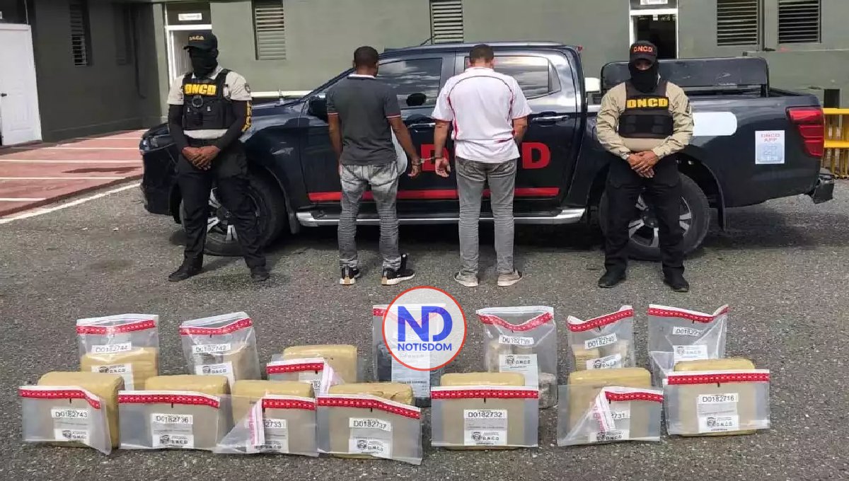 Apresan dos hombres con 119 libras de presunta marihuana en Azua