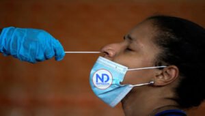 Suben a 633 casos activos de Covid-19 en la RD