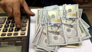 Dólar subió 9 centavos; este martes se cambiaba RD$59.29