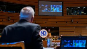 UE aprueba el envío de 1.400 millones de euros a Ucrania