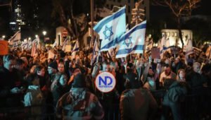 Israel realiza la mayor protesta contra el gobierno de Netanyahu