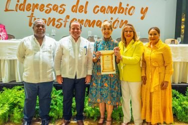 LIDERAS DEL CAMBIO PRM aumenta en un 40% mujeres que irán al Congreso Nacional