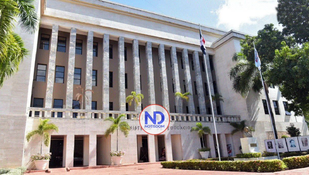 Minerd seguirá adelante con el Concurso de Oposición Docente 2024