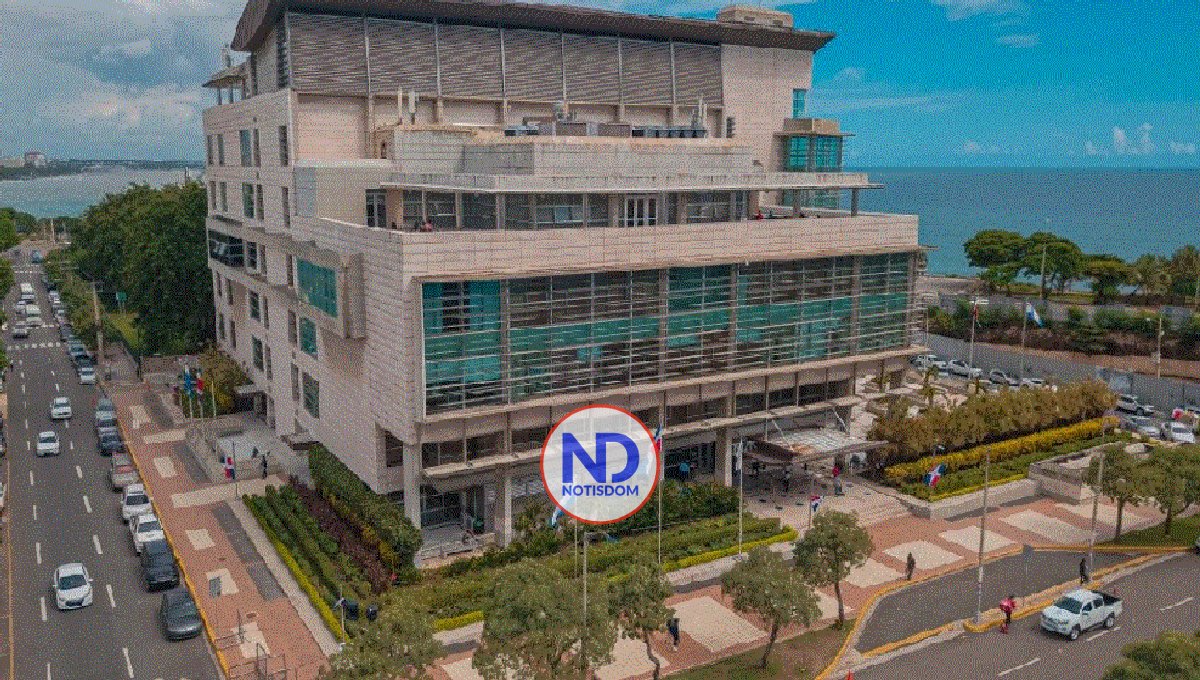 MP desmantelan red acusada de estafar 3,000 millones de pesos