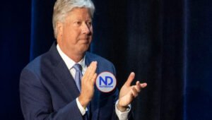 Pastor renuncia luego de admitir abuso sexual a menor en Texas