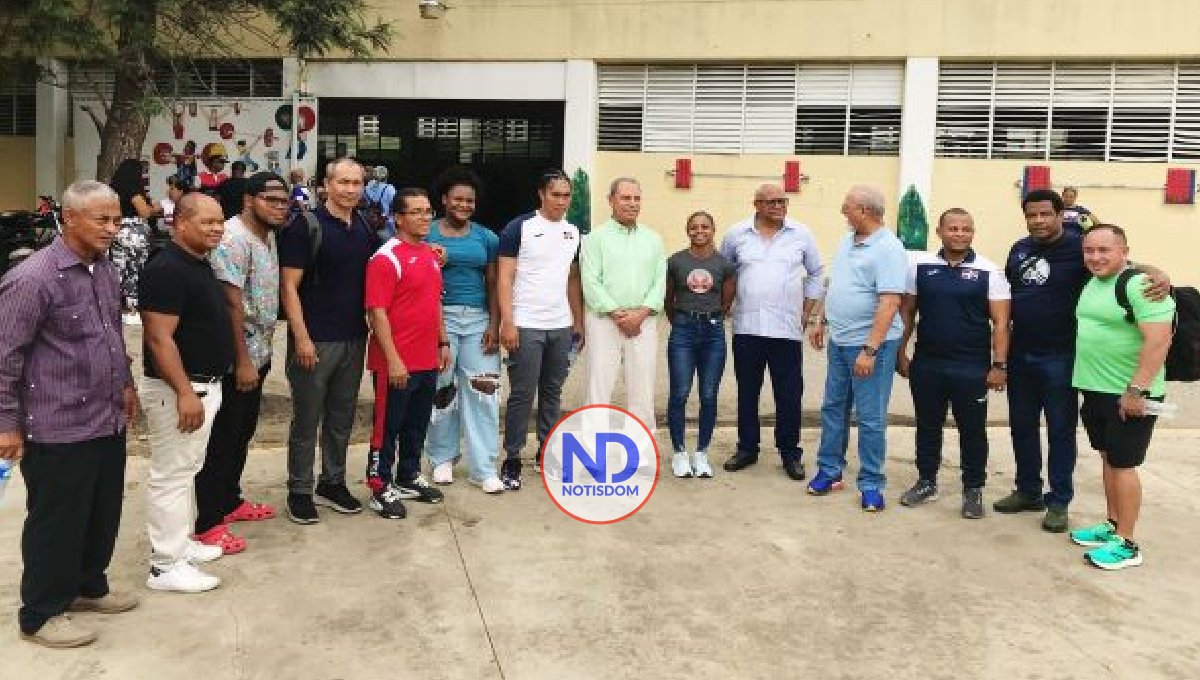 Pesistas clasificadas para París superan primera prueba fuego