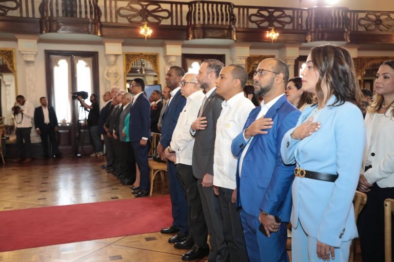 Abinader destaca crecimiento de exportaciones un 23 % en 3 años